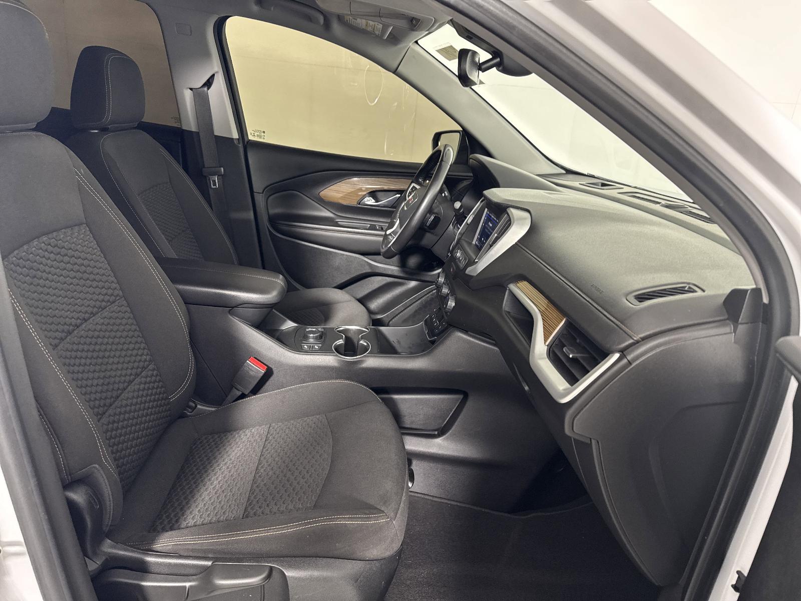 2021 GMC Terrain Vehicle Photo in GEORGETOWN, TX 78626-7508