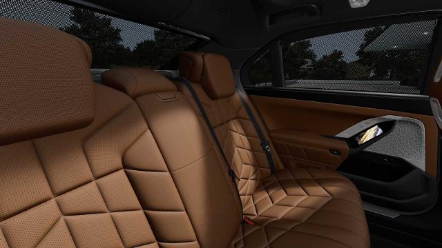 2025 BMW 760i xDrive Vehicle Photo in GRAPEVINE, TX 76051