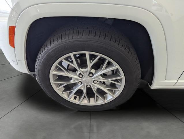 2025 Jeep Grand Cherokee Vehicle Photo in Oshkosh, WI 54901