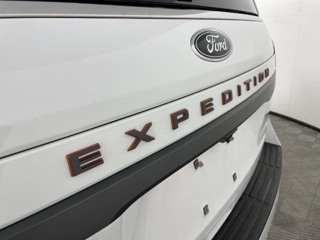 2023 Ford Expedition Vehicle Photo in GILBERT, AZ 85297-0402