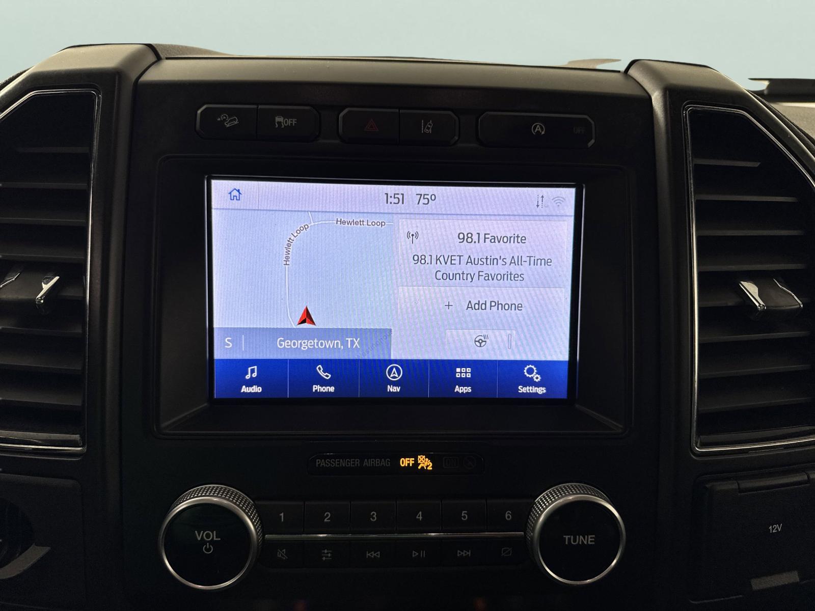 2021 Ford Expedition Max Vehicle Photo in GEORGETOWN, TX 78626-7508