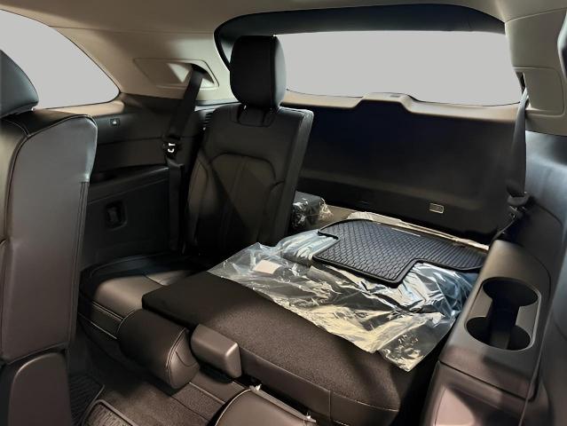 2025 Mazda CX-90 Vehicle Photo in Green Bay, WI 54304