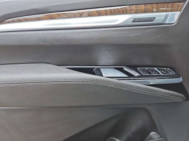 2025 Cadillac Escalade Vehicle Photo in TREVOSE, PA 19053-4984