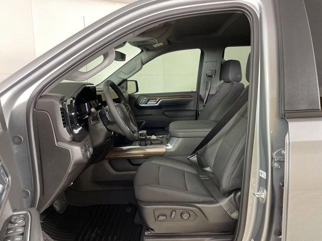 2025 Chevrolet Silverado 1500 Vehicle Photo in PHOENIX, AZ 85014-3381