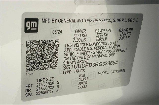 2024 GMC Sierra 1500 Vehicle Photo in TOPEKA, KS 66609-0000