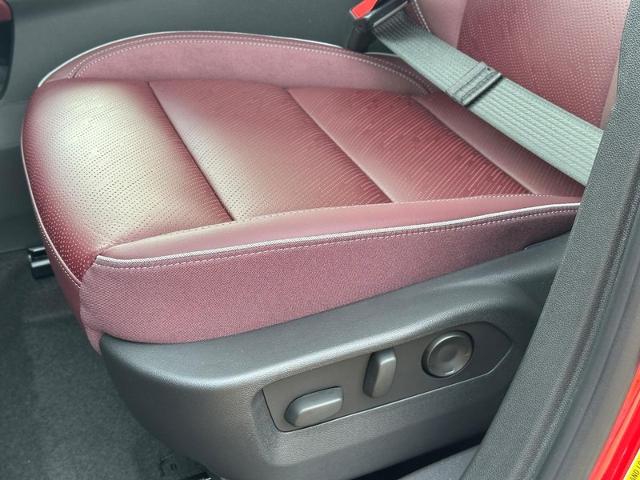 2025 Buick Envision Vehicle Photo in COLUMBIA, MO 65203-3903