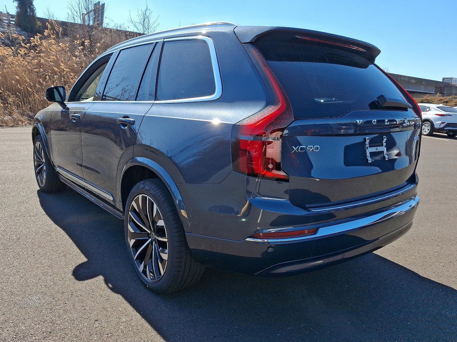 2025 Volvo XC90 Vehicle Photo in Trevose, PA 19053