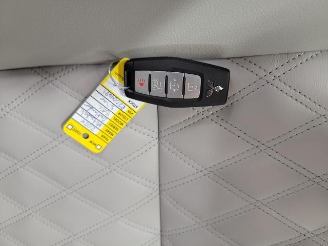 2024 Mitsubishi Outlander Vehicle Photo in APPLETON, WI 54914-4656