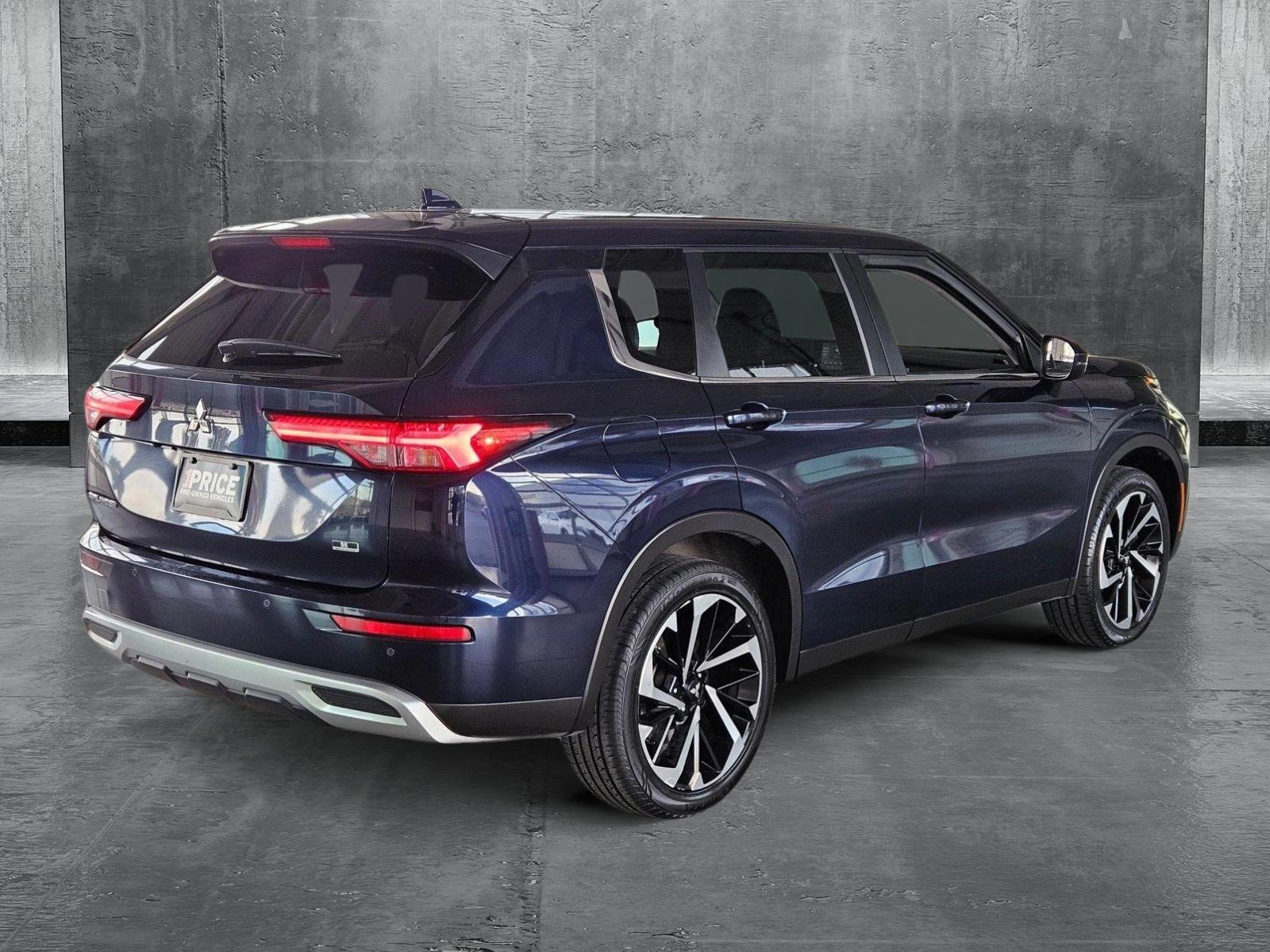 2023 Mitsubishi Outlander Vehicle Photo in Henderson, NV 89014