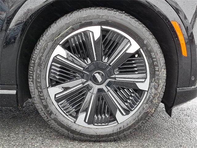 2025 Cadillac ESCALADE IQ Vehicle Photo in ALLENTOWN, PA 18103-7399