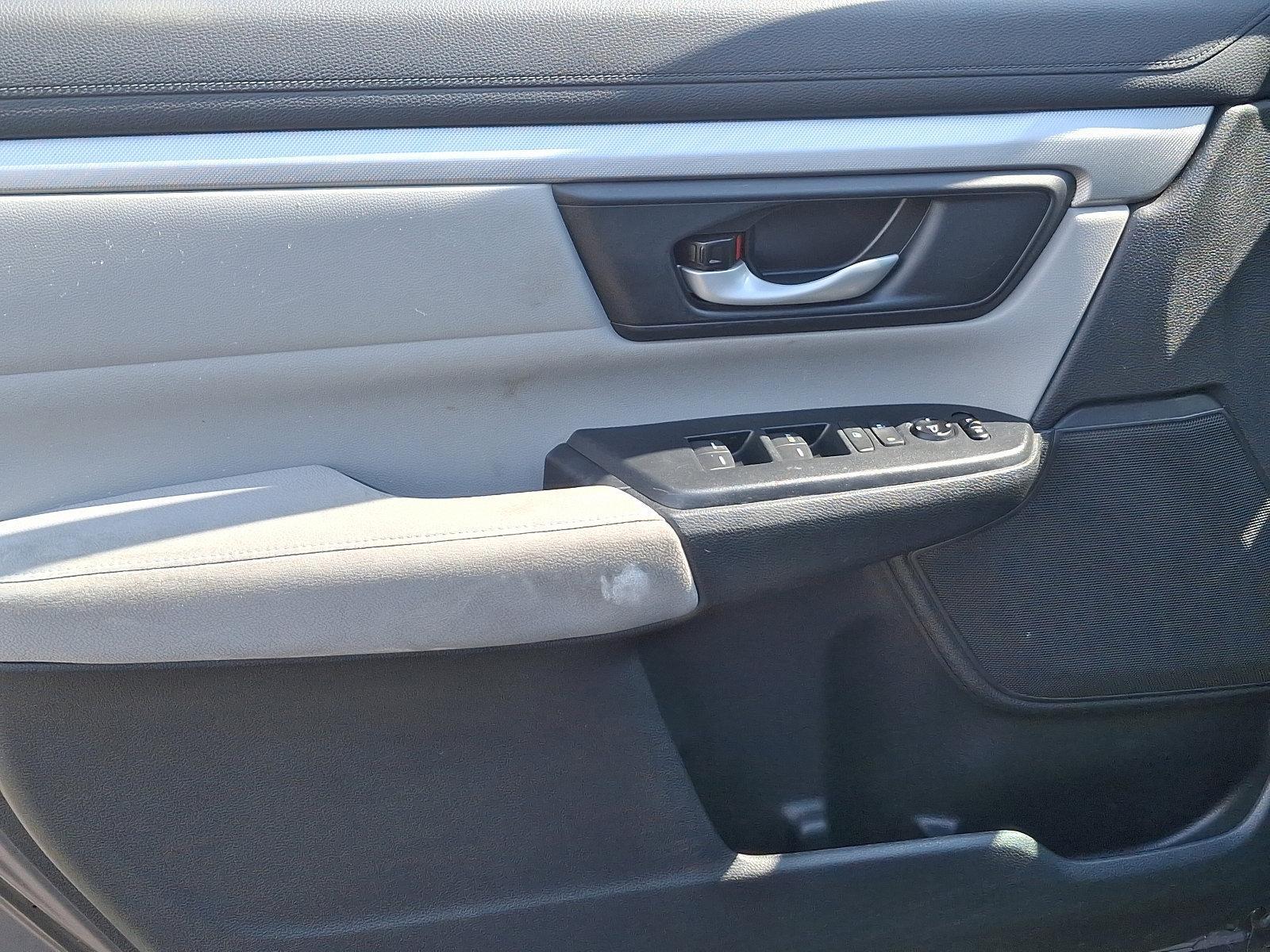 2017 Honda CR-V Vehicle Photo in Trevose, PA 19053