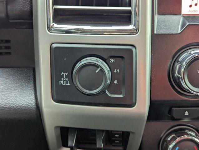 2017 Ford Super Duty F-250 SRW Vehicle Photo in San Antonio, TX 78230