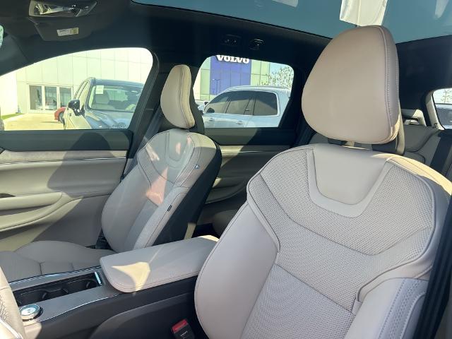 2025 Volvo EX90 Vehicle Photo in Grapevine, TX 76051
