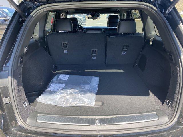 2025 Jeep Grand Cherokee Vehicle Photo in Doylsetown, PA 18901