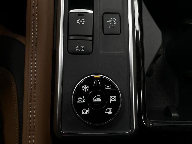 2025 Nissan Pathfinder Vehicle Photo in Appleton, WI 54913