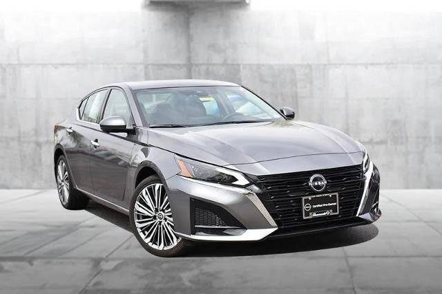 2024 Nissan Altima Vehicle Photo in Ballwin, MO 63011
