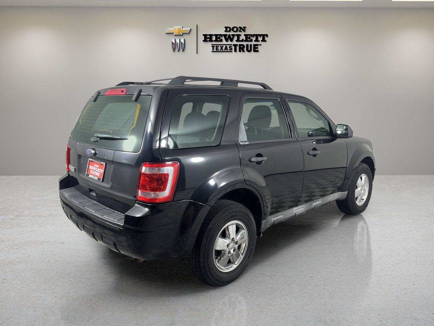2011 Ford Escape Vehicle Photo in GEORGETOWN, TX 78626-7508