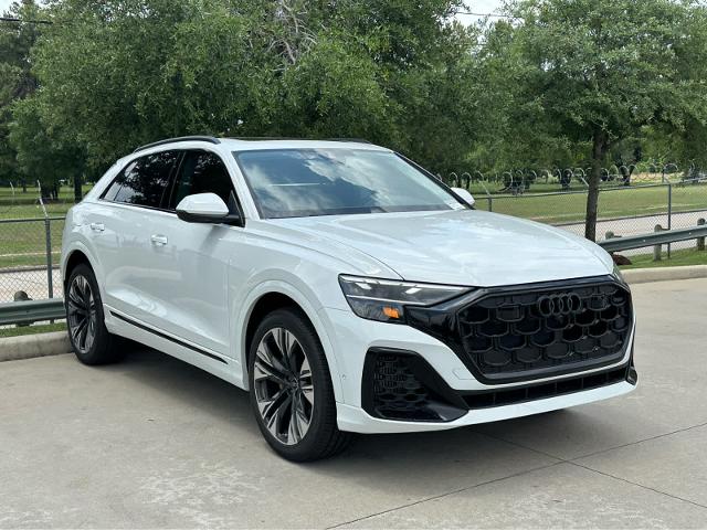 2025 Audi Q8 Vehicle Photo in HOUSTON, TX 77090