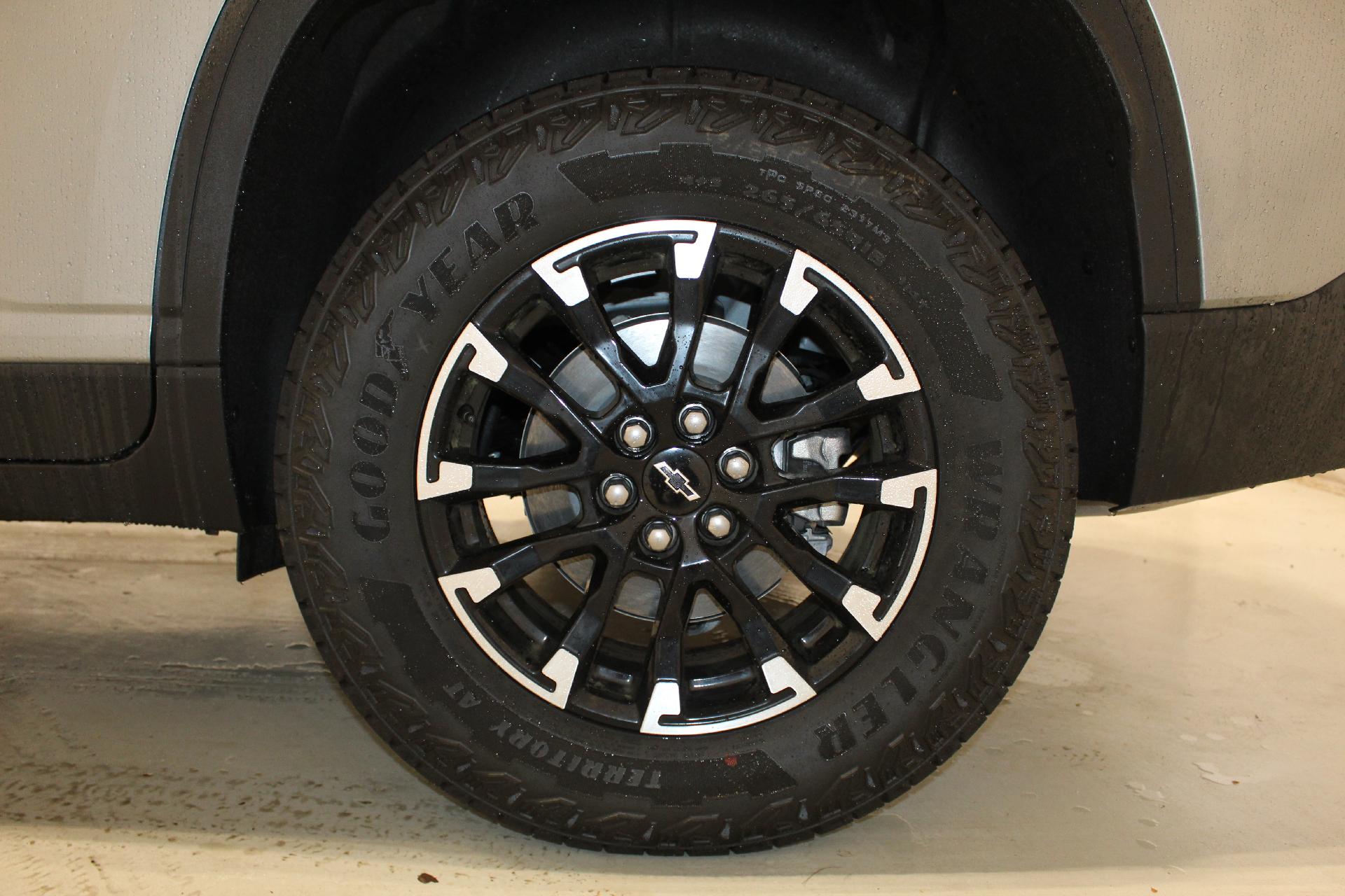 2025 Chevrolet Traverse Vehicle Photo in NORTHAMPTON, MA 01060-1120