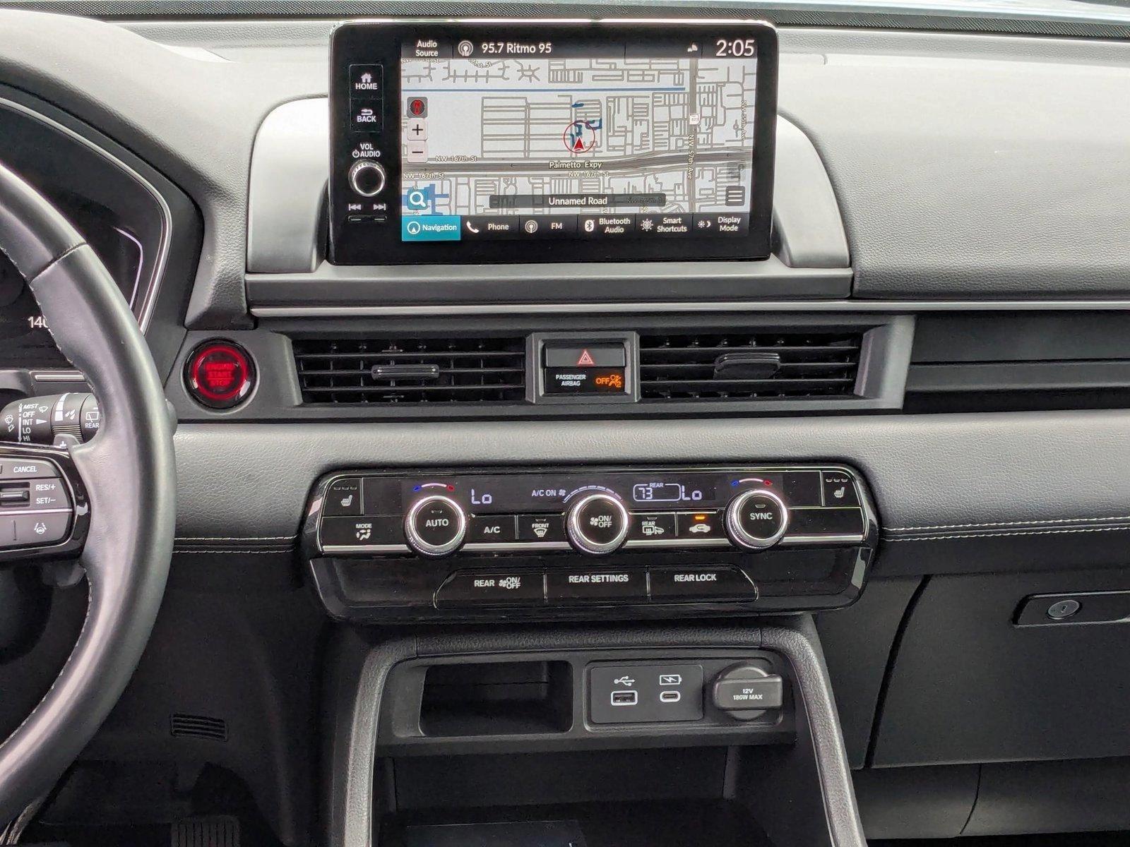2023 Honda Pilot Vehicle Photo in Miami, FL 33015