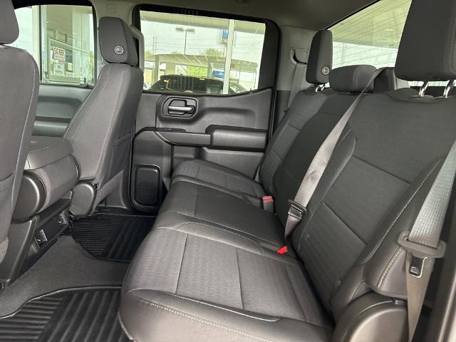 2023 Chevrolet Silverado 1500 Vehicle Photo in MANHATTAN, KS 66502-5036