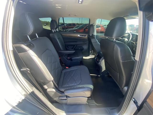 2024 Volkswagen Atlas Vehicle Photo in Greenville, TX 75402