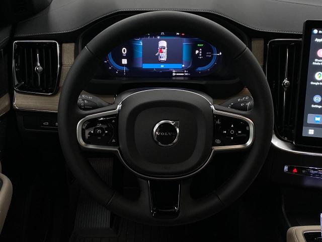 2025 Volvo XC90 Plug-In Hybrid Vehicle Photo in Appleton, WI 54913