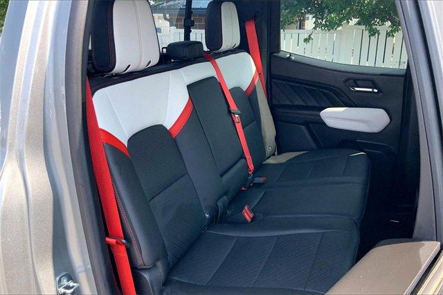 2023 GMC Canyon Vehicle Photo in INDEPENDENCE, MO 64055-1377