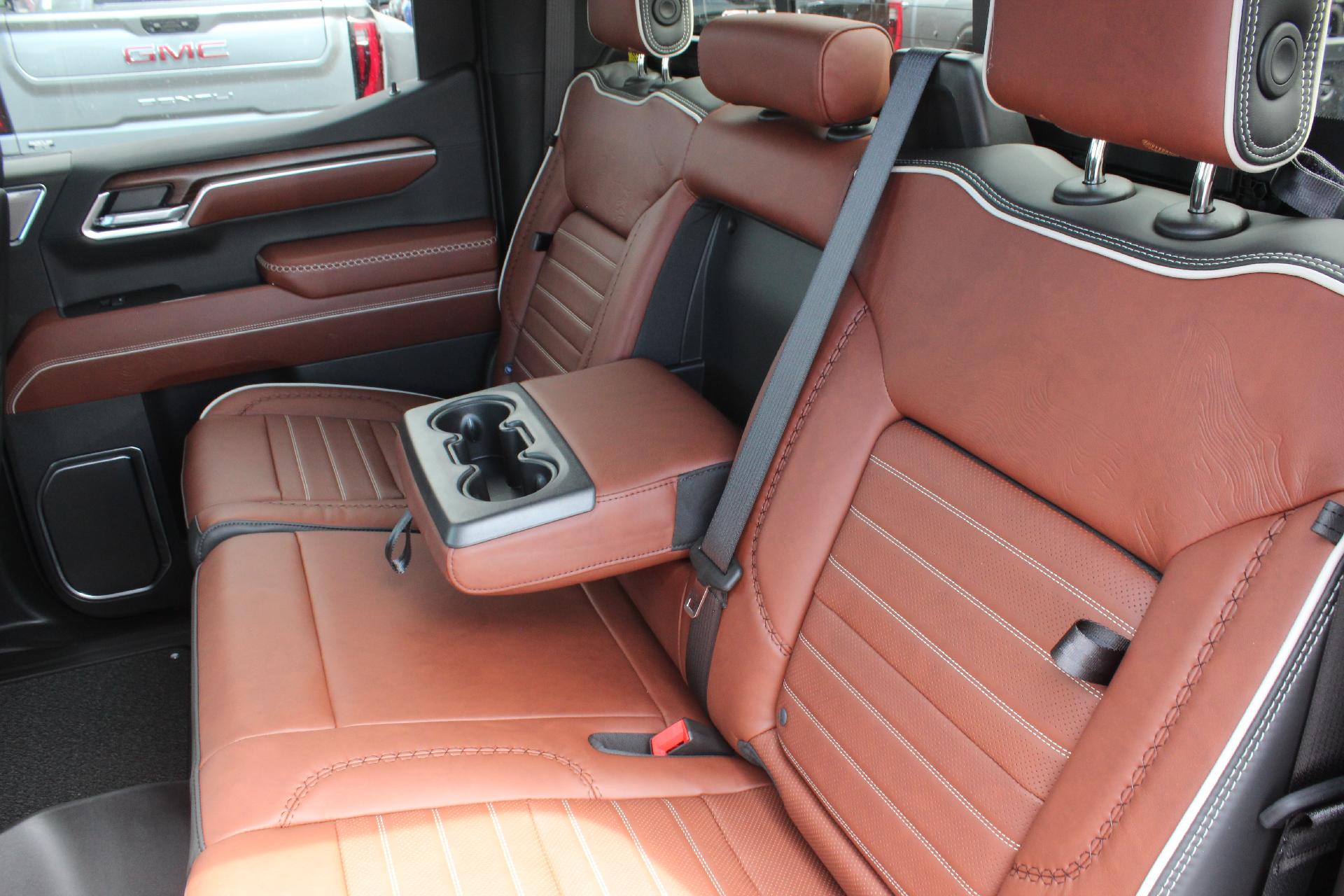 2025 GMC Sierra 1500 Vehicle Photo in AURORA, CO 80012-4011