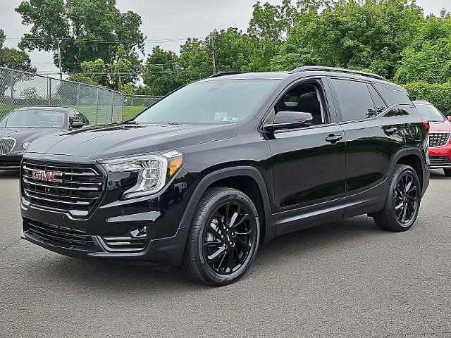 2023 GMC Terrain Vehicle Photo in TREVOSE, PA 19053-4984