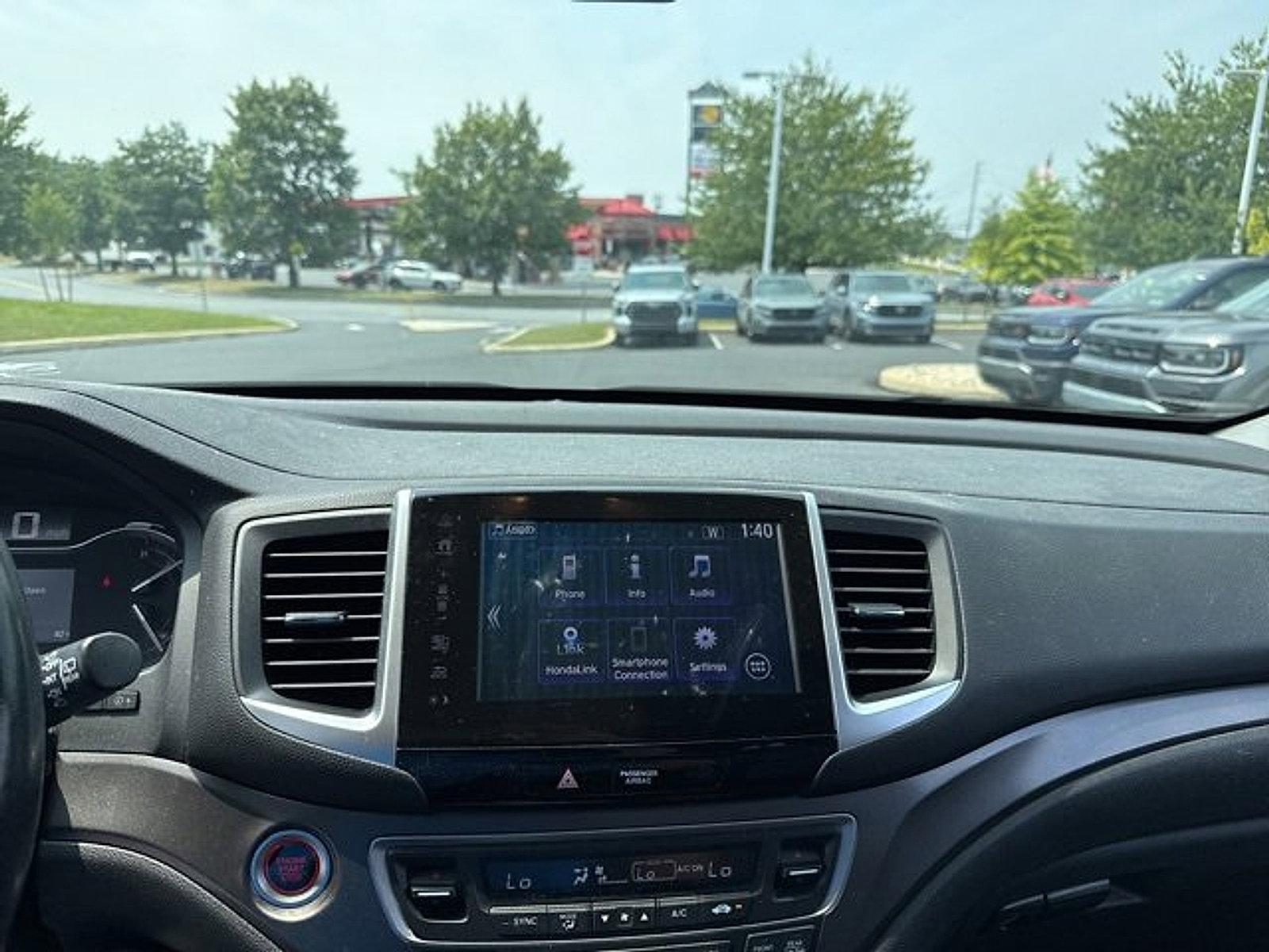 2017 Honda Pilot Vehicle Photo in Harrisburg, PA 17111