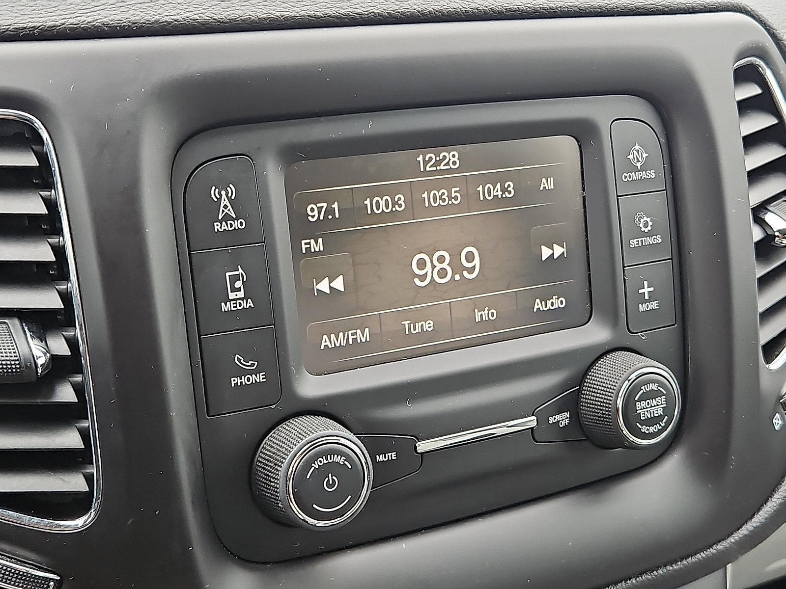2018 Jeep Compass Vehicle Photo in Trevose, PA 19053