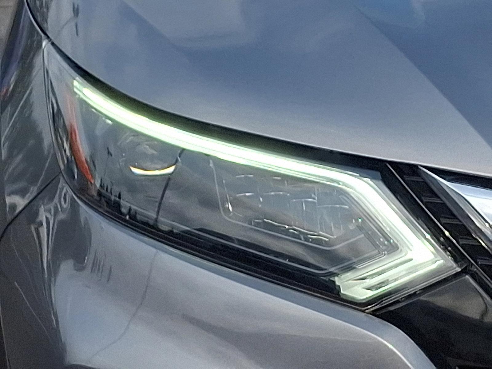2021 Nissan Rogue Sport Vehicle Photo in Harrisburg, PA 17111-1033