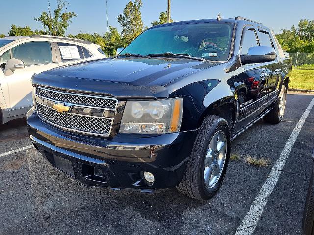 2010 Chevrolet Avalanche Vehicle Photo in TREVOSE, PA 19053-4984