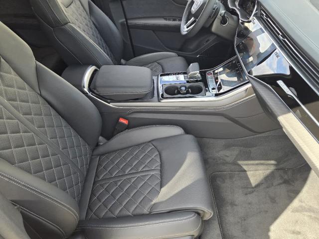 2025 Audi SQ7 Vehicle Photo in SUGAR LAND, TX 77478