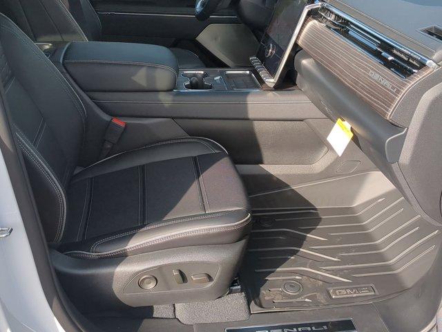 2025 GMC Sierra EV Vehicle Photo in ALBERTVILLE, AL 35950-0246