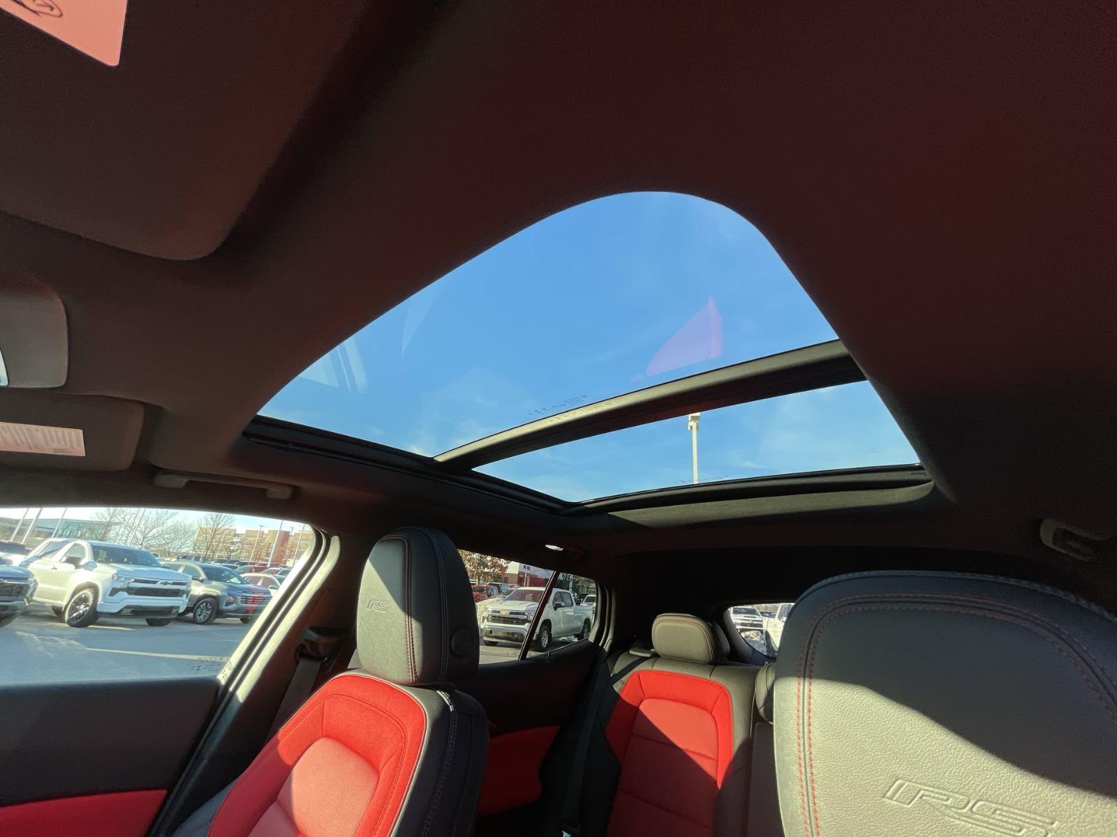 2025 Chevrolet Equinox EV Vehicle Photo in BENTONVILLE, AR 72712-4322