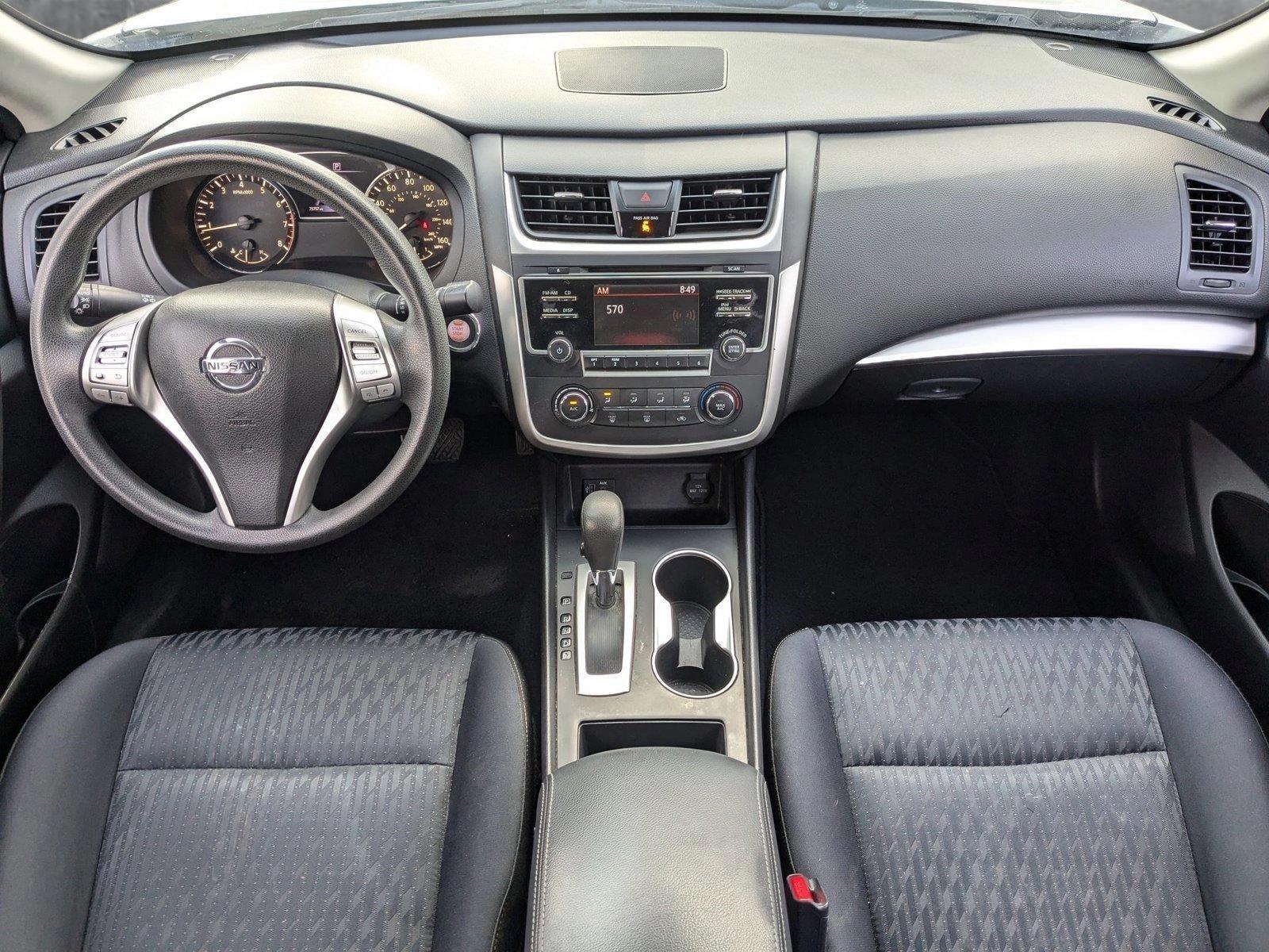2018 Nissan Altima Vehicle Photo in VALENCIA, CA 91355-1705