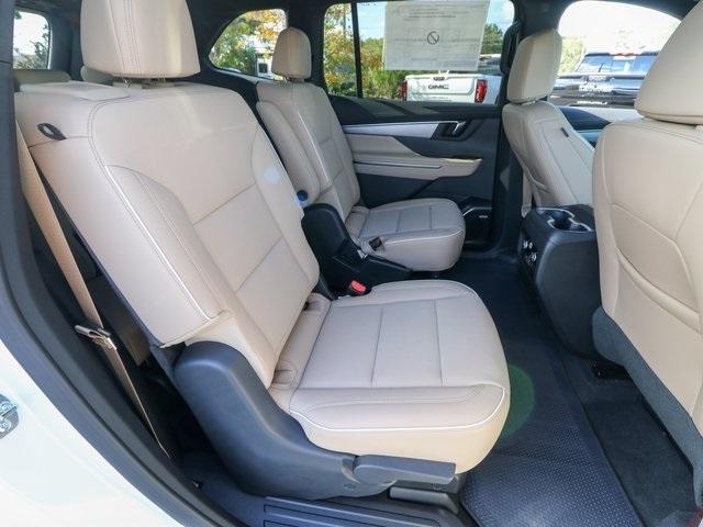 2025 Buick Enclave Vehicle Photo in HOMOSASSA, FL 34448-1461