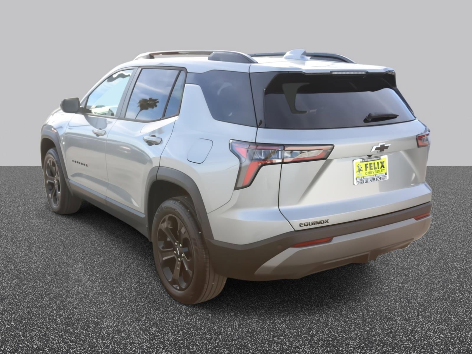 2025 Chevrolet Equinox Vehicle Photo in LOS ANGELES, CA 90007-3794