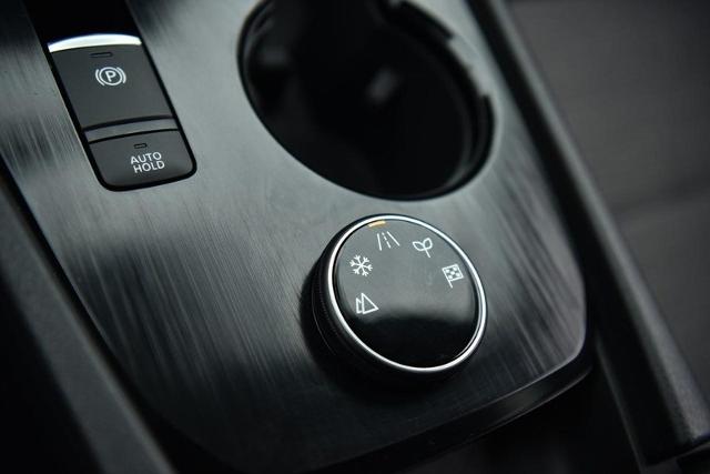 2023 Nissan Rogue Vehicle Photo in Ballwin, MO 63011
