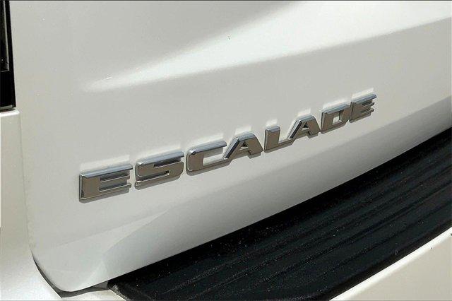 2024 Cadillac Escalade Vehicle Photo in KANSAS CITY, MO 64114-4545