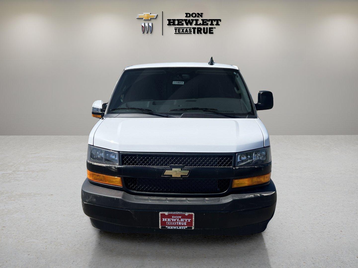 2025 Chevrolet Express Cargo 2500 Vehicle Photo in GEORGETOWN, TX 78626-7508
