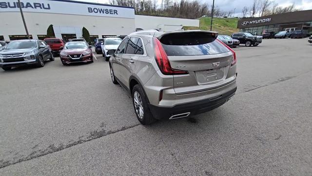 2024 Cadillac XT4 Vehicle Photo in Pleasant Hills, PA 15236