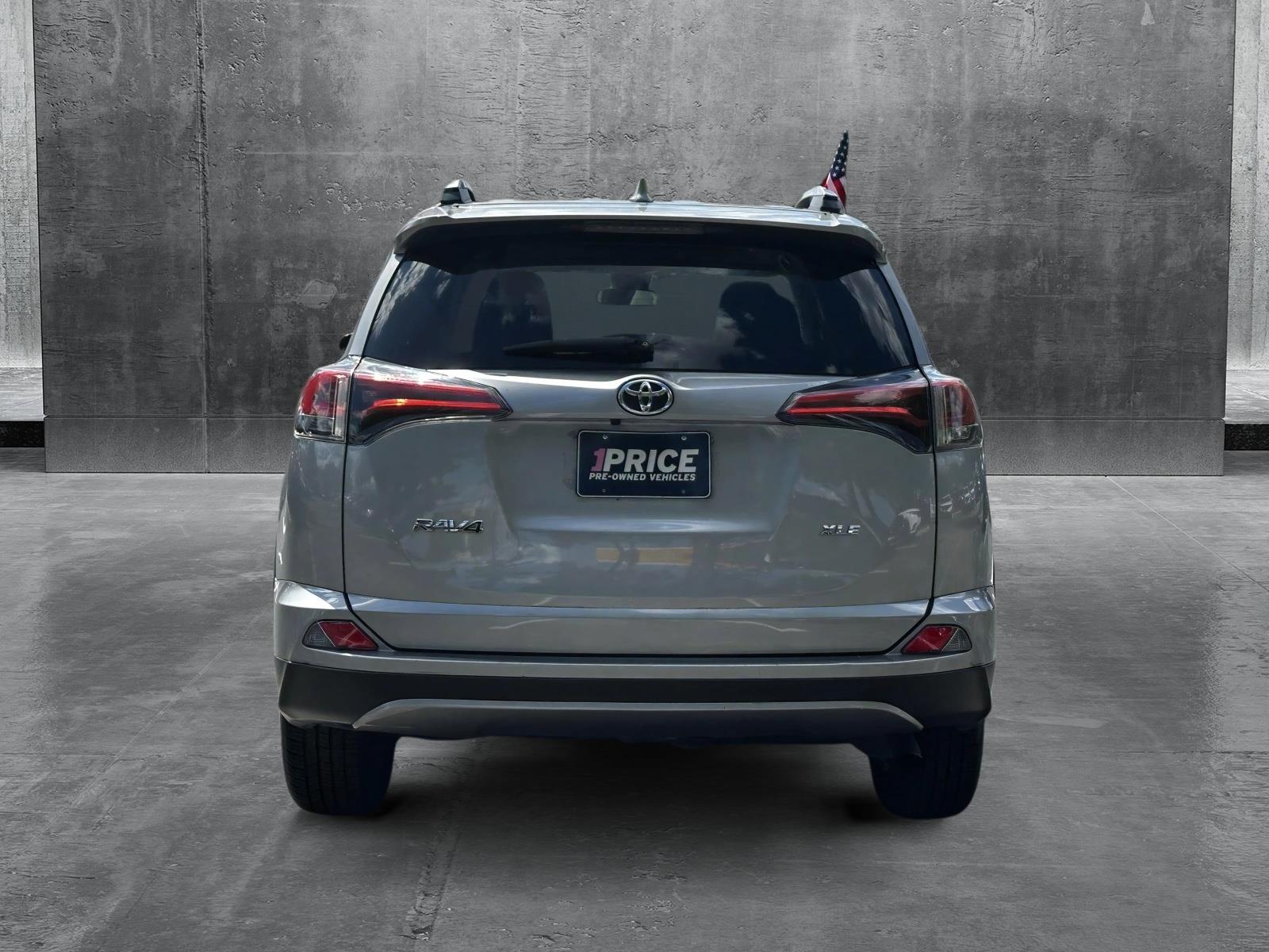 2018 Toyota RAV4 Vehicle Photo in Hollywood, FL 33021