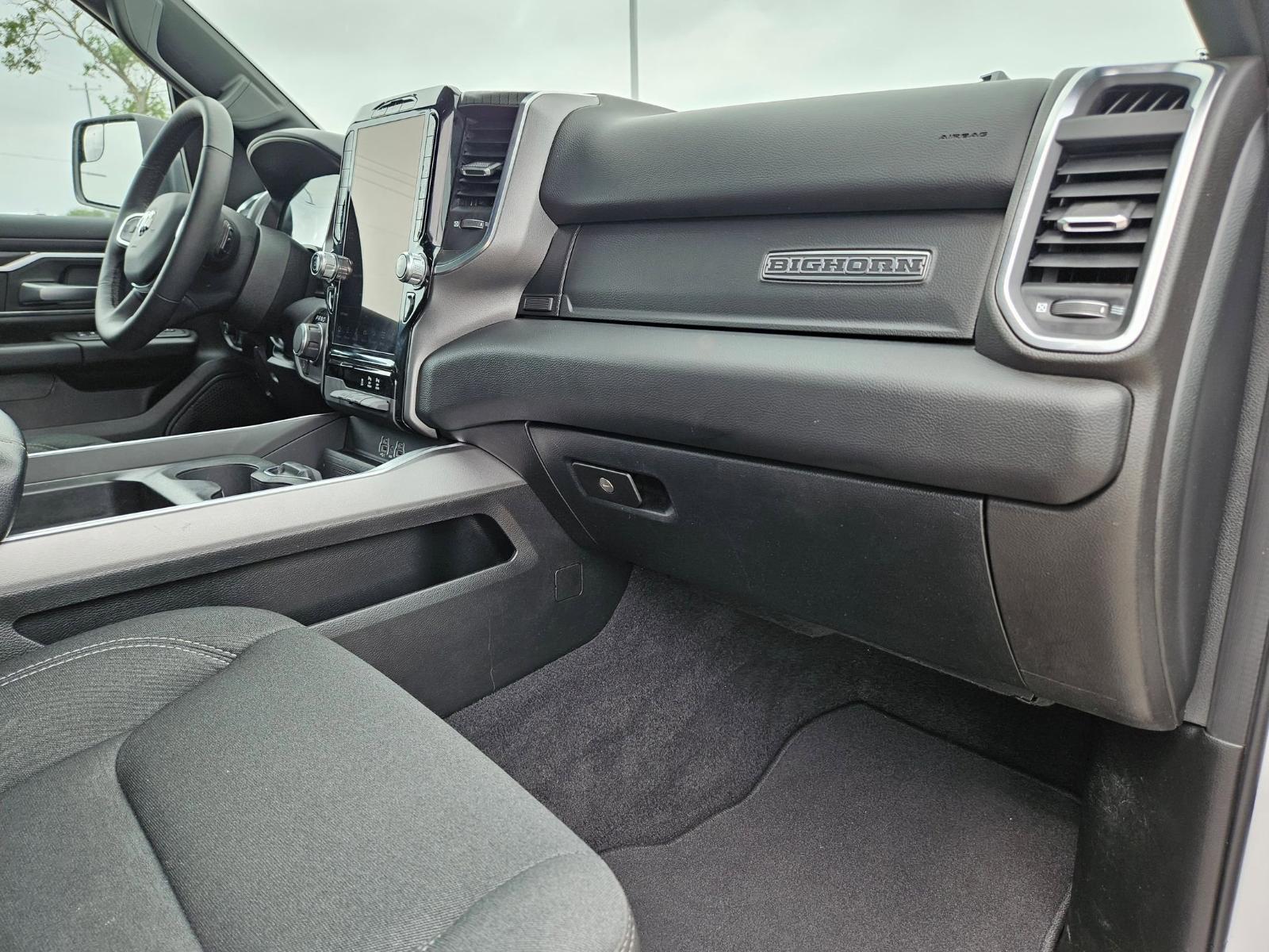 2025 Ram 1500 Vehicle Photo in Seguin, TX 78155