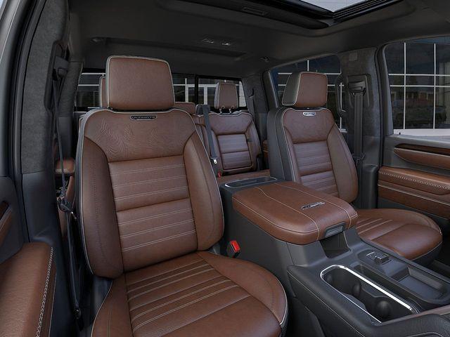 2025 GMC Sierra 2500 HD Vehicle Photo in WATERTOWN, CT 06795-3318