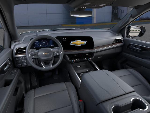 2025 Chevrolet Suburban Vehicle Photo in KANSAS CITY, MO 64114-4502