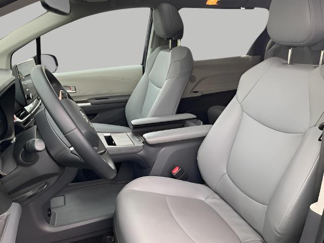 2021 Toyota Sienna Vehicle Photo in Oshkosh, WI 54904