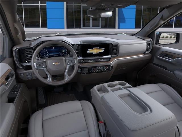 2025 Chevrolet Silverado 1500 Vehicle Photo in EMPORIA, VA 23847-1235